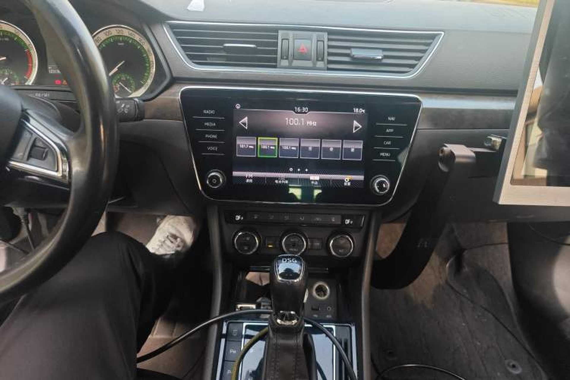 Used Skoda Superb 2018 TSI380 DSG Flagship Edition China V Standard Audio And AC Panel