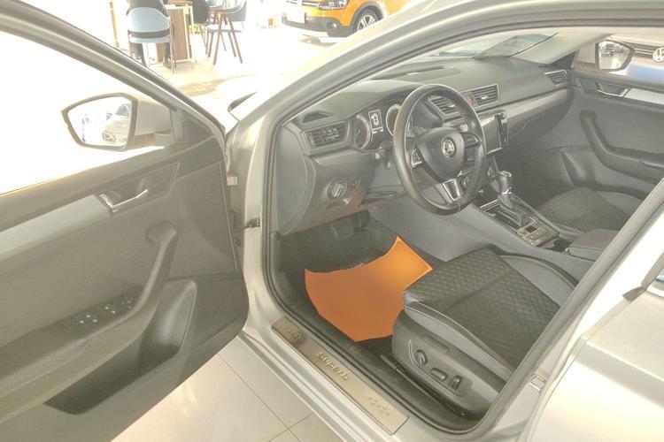 Used Skoda Superb 2018 TSI280 DSG Comfort Edition China V Standard Driver Seat