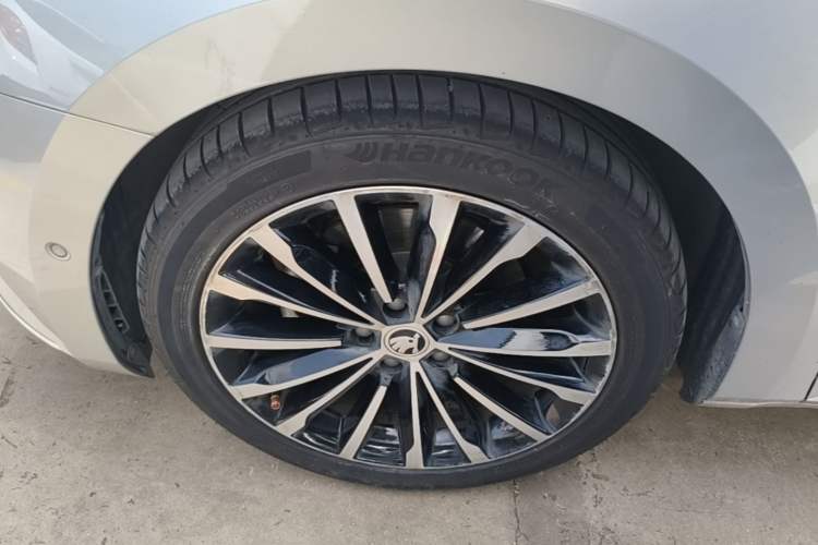 Used Skoda Superb 2018 TSI330 DSG Luxury Edition China V Standard Exterior 4