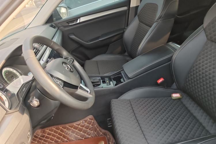 Used Skoda Superb 2018 TSI330 DSG Comfort Edition China V Standard Left Front Seat