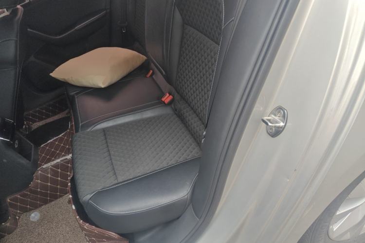 Used Skoda Superb 2018 TSI280 DSG Comfort Edition China V Standard Left Rear Seat
