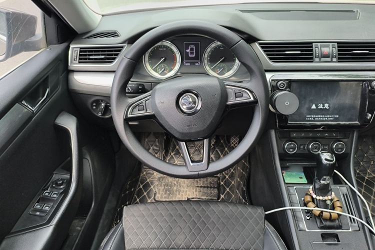 Used Skoda Superb 2018 TSI280 DSG Comfort Edition China V Standard Steering Wheel