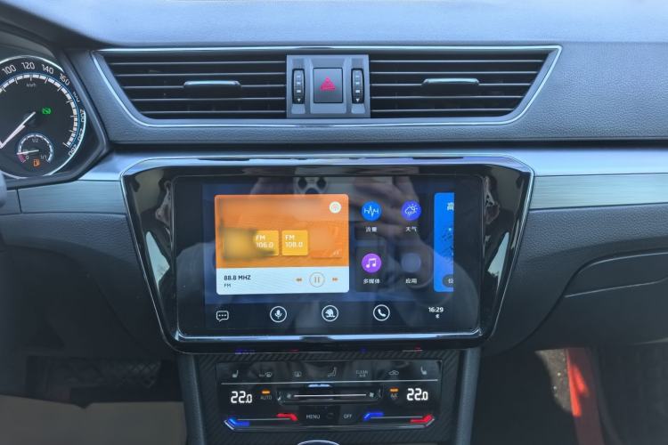 Used Skoda Superb 2019 TSI280 DSG Comfort Edition Audio And AC Panel