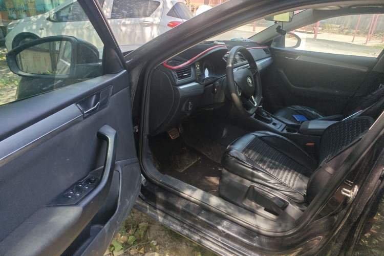 Used Skoda Superb 2019 Restyled TSI280 DSG Standard Edition Driver Seat