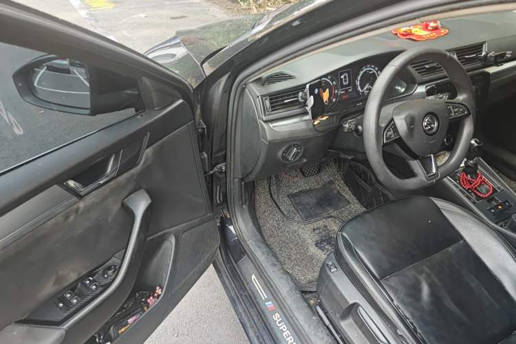 Used Skoda Superb 2019 TSI280 DSG Standard Edition Driver Seat