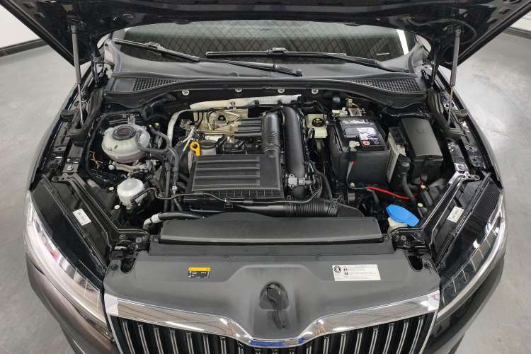 Used Skoda Superb 2019 Facelifted TSI280 DSG Comfort Edition Engine Bay