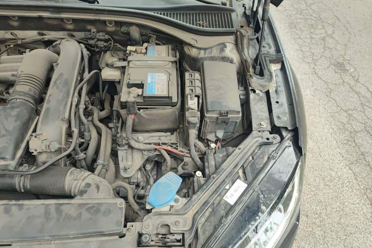 Used Skoda Superb 2019 Facelifted TSI280 DSG Comfort Edition Engine Bay Left