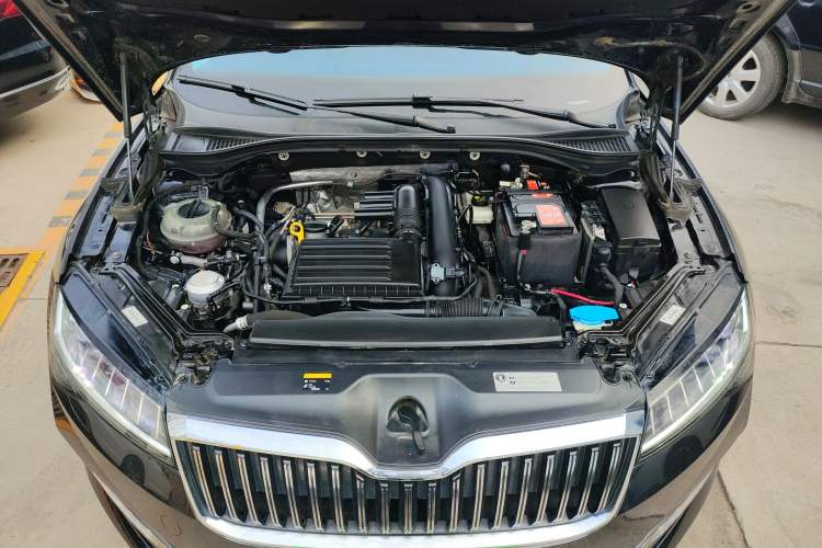 Used Skoda Superb 2019 TSI280 DSG Standard Edition Engine Bay