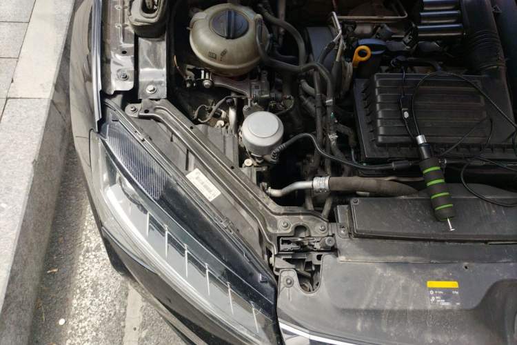 Used Skoda Superb 2019 TSI280 DSG Standard Edition Engine Bay Right