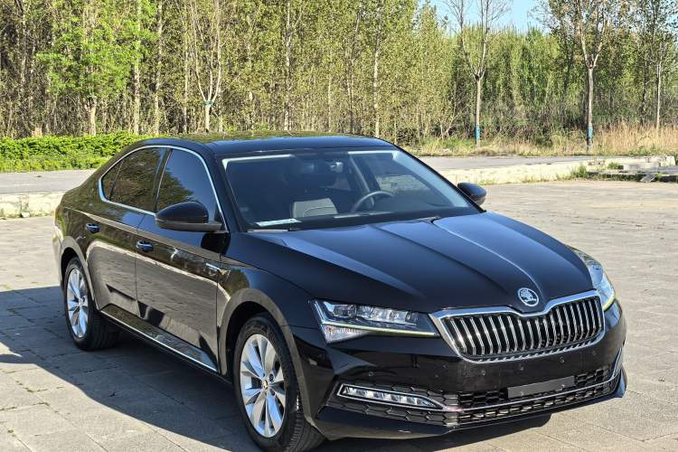 Used Skoda Superb 2019 TSI280 DSG Comfort Edition Exterior 2