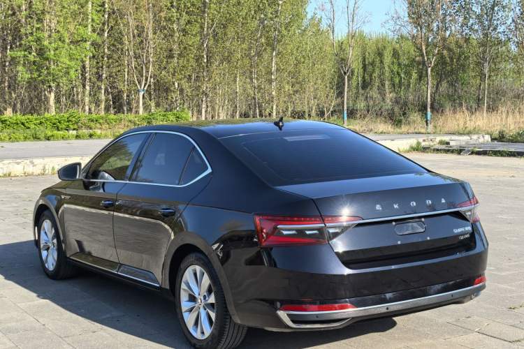 Used Skoda Superb 2019 TSI280 DSG Comfort Edition Exterior 3