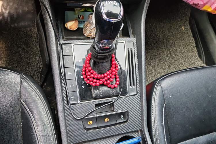 Used Skoda Superb 2019 TSI280 DSG Standard Edition Gear Lever