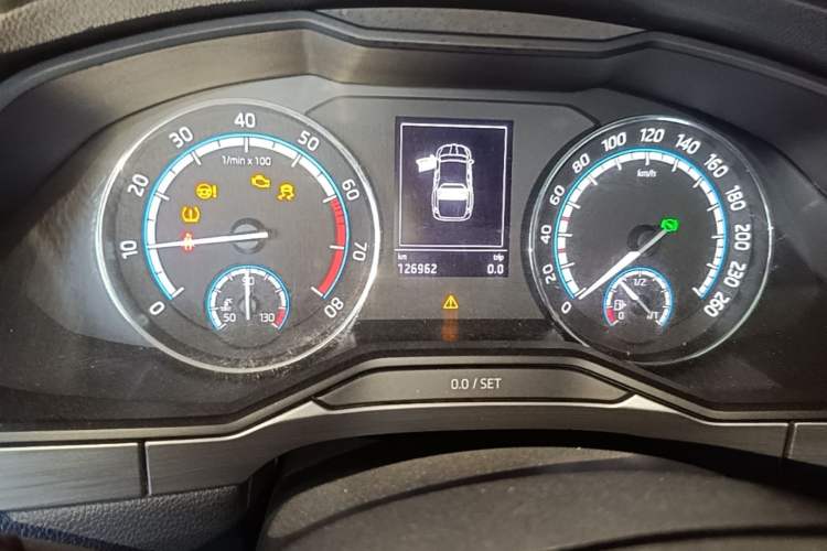 Used Skoda Superb 2019 Restyled TSI280 DSG Standard Edition Instrument Cluster