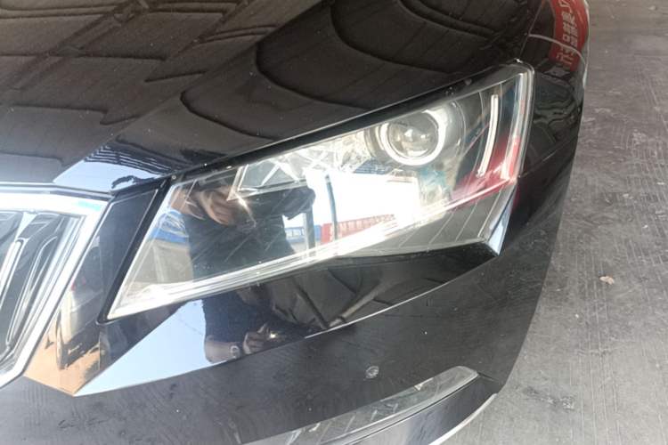 Used Skoda Superb 2019 TSI280 DSG Comfort Edition Left Front Headlight