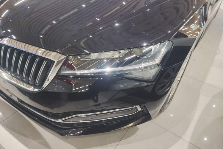 Used Skoda Superb 2019 TSI280 DSG Comfort Edition Left Front Headlight