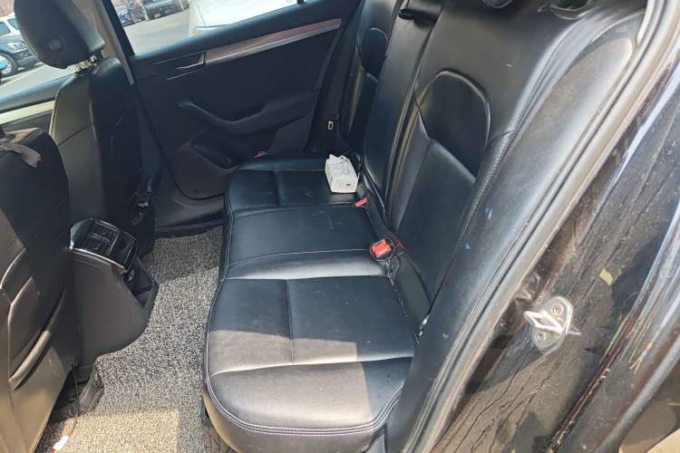 Used Skoda Superb 2019 TSI280 DSG Standard Edition Left Rear Seat