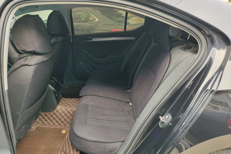 Used Skoda Superb 2019 TSI280 DSG Standard Edition Left Rear Seat