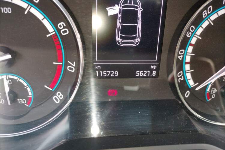 Used Skoda Superb 2019 TSI280 DSG Standard Edition Odometer Close Up