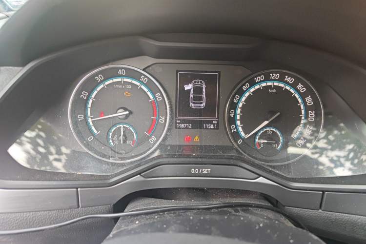 Used Skoda Superb 2019 TSI280 DSG Standard Edition Odometer Close Up
