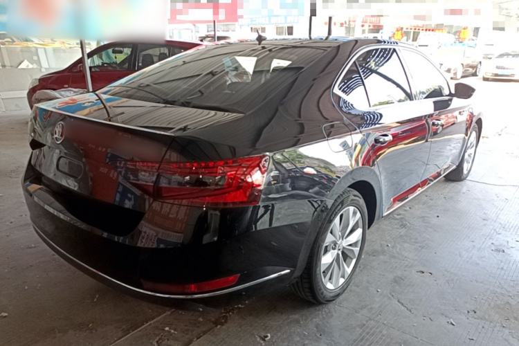 Used Skoda Superb 2019 TSI280 DSG Comfort Edition Rear Right 45 Deg
