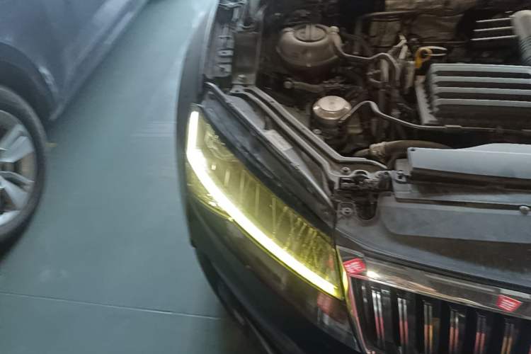 Used Skoda Superb 2019 Restyled TSI280 DSG Standard Edition Right Front Headlight