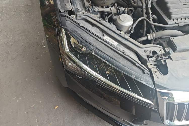 Used Skoda Superb 2019 TSI280 DSG Standard Edition Right Front Headlight