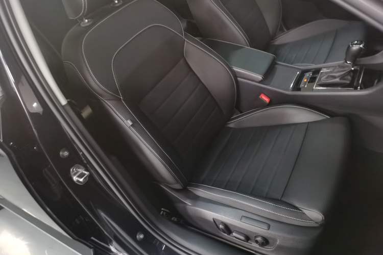 Used Skoda Superb 2019 TSI330 DSG Comfort Edition Right Front Seat