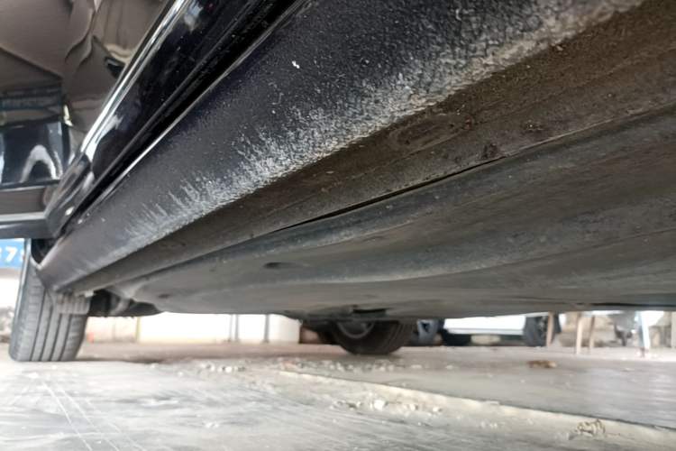 Used Skoda Superb 2019 TSI280 DSG Comfort Edition Right Side Sill