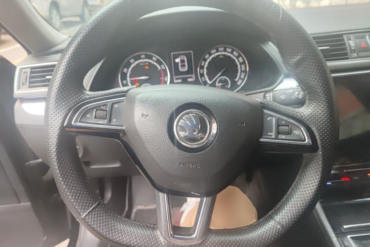 Used Skoda Superb 2019 Facelifted TSI280 DSG Comfort Edition Steering Wheel