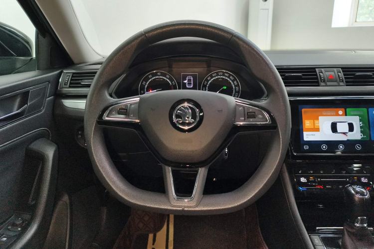 Used Skoda Superb 2019 Facelifted TSI280 DSG Comfort Edition Steering Wheel