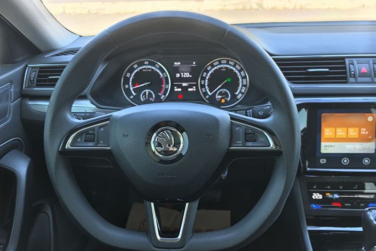 Used Skoda Superb 2019 TSI280 DSG Comfort Edition Steering Wheel