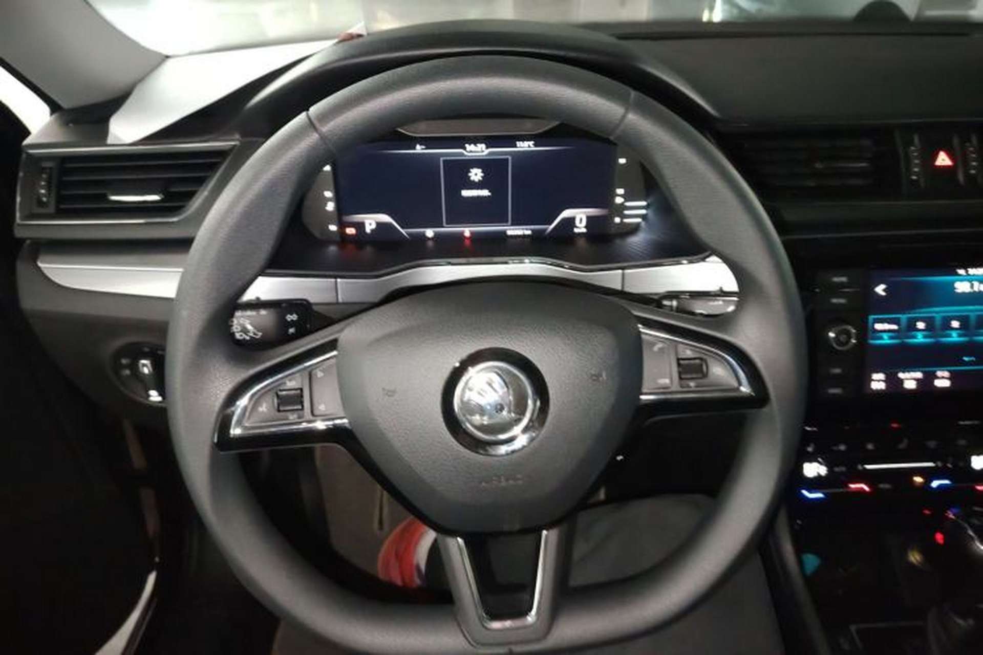 Used Skoda Superb 2019 Restyled TSI330 DSG Comfort Edition Steering Wheel