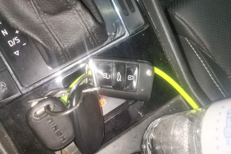 Used Skoda Superb 2019 Facelifted TSI280 DSG Comfort Edition Vehicle Key