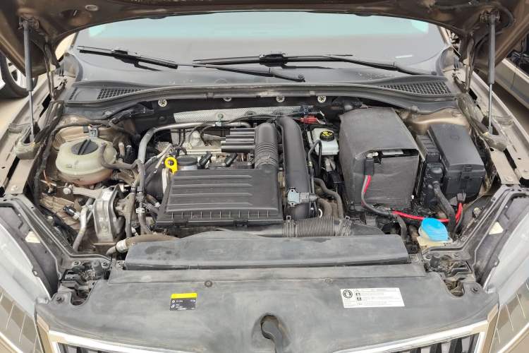 Used Skoda Superb 2019 TSI280 DSG Comfort Edition Engine Bay