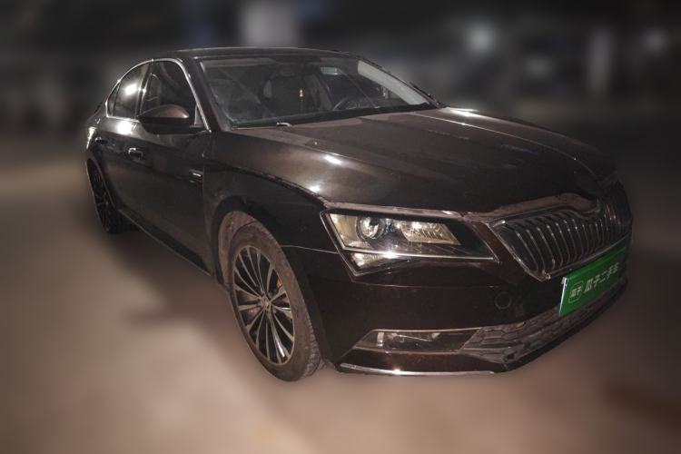 Used Skoda Superb 2019 TSI280 DSG Comfort Edition Front Right 45 Deg