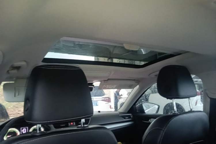 Used Skoda Superb 2019 TSI280 DSG Comfort Edition Headliner