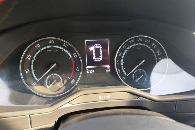 Used Skoda Superb 2019 TSI280 DSG Comfort Edition Instrument Cluster