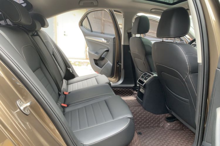 Used Skoda Superb 2019 Restyled TSI330 DSG Comfort Edition Interior 7