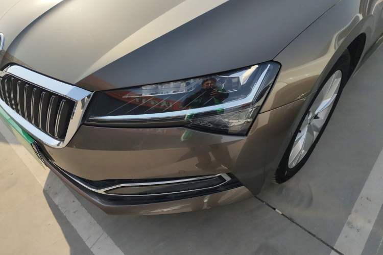 Used Skoda Superb 2019 TSI280 DSG Comfort Edition Left Front Headlight