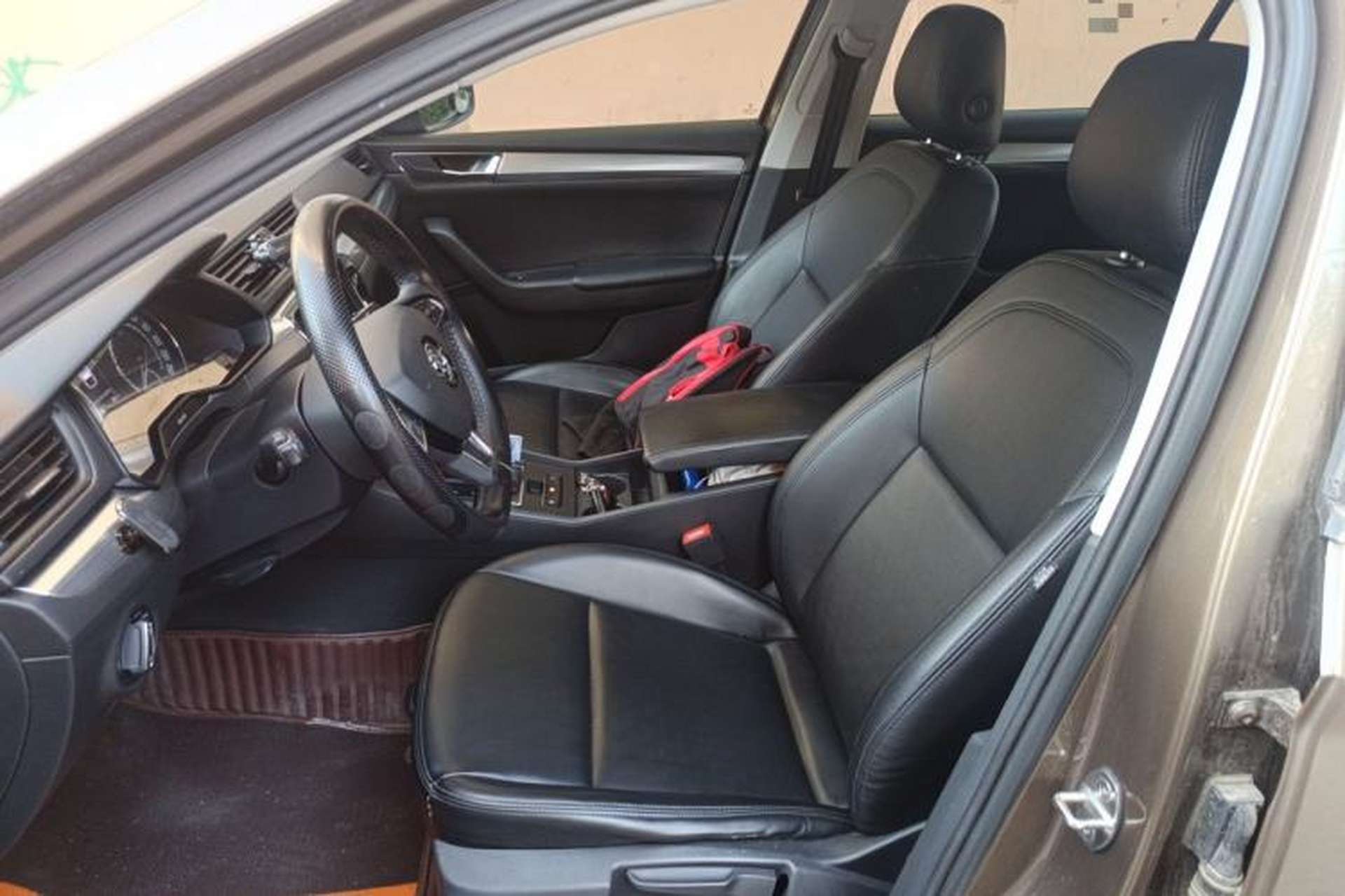 Used Skoda Superb 2019 TSI280 DSG Standard Edition Left Front Seat