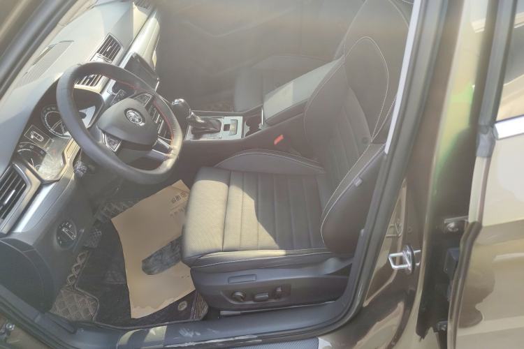 Used Skoda Superb 2019 TSI280 DSG Comfort Edition Left Front Seat