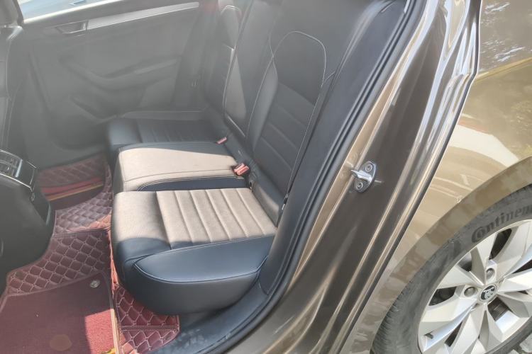 Used Skoda Superb 2019 TSI280 DSG Comfort Edition Left Rear Seat