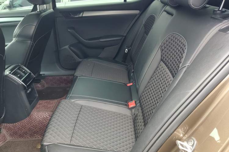 Used Skoda Superb 2019 TSI280 DSG Comfort Edition Left Rear Seat