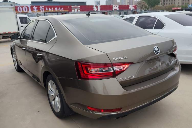 Used Skoda Superb 2019 TSI280 DSG Comfort Edition Rear Left 45 Deg