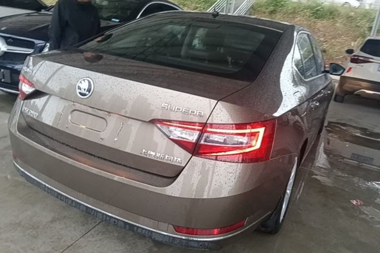 Used Skoda Superb 2019 TSI280 DSG Comfort Edition Rear Right 45 Deg