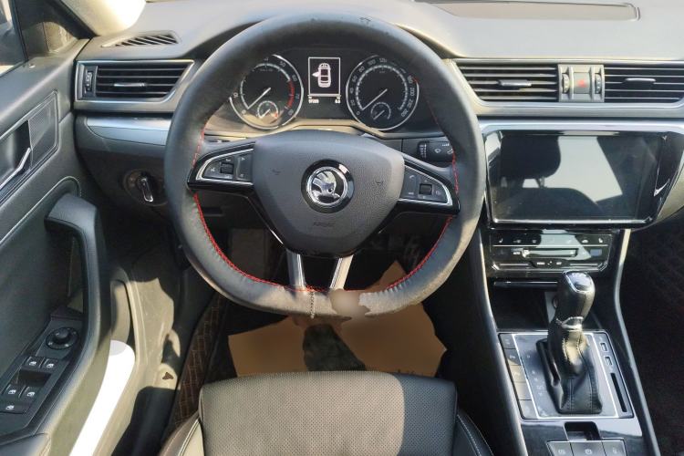 Used Skoda Superb 2019 TSI280 DSG Comfort Edition Steering Wheel