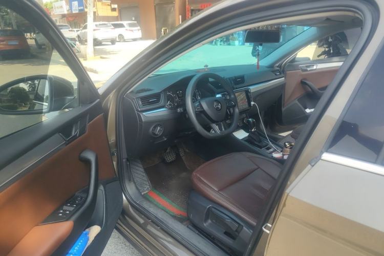 Used Skoda Superb 2019 TSI280 DSG Standard Edition Driver Seat