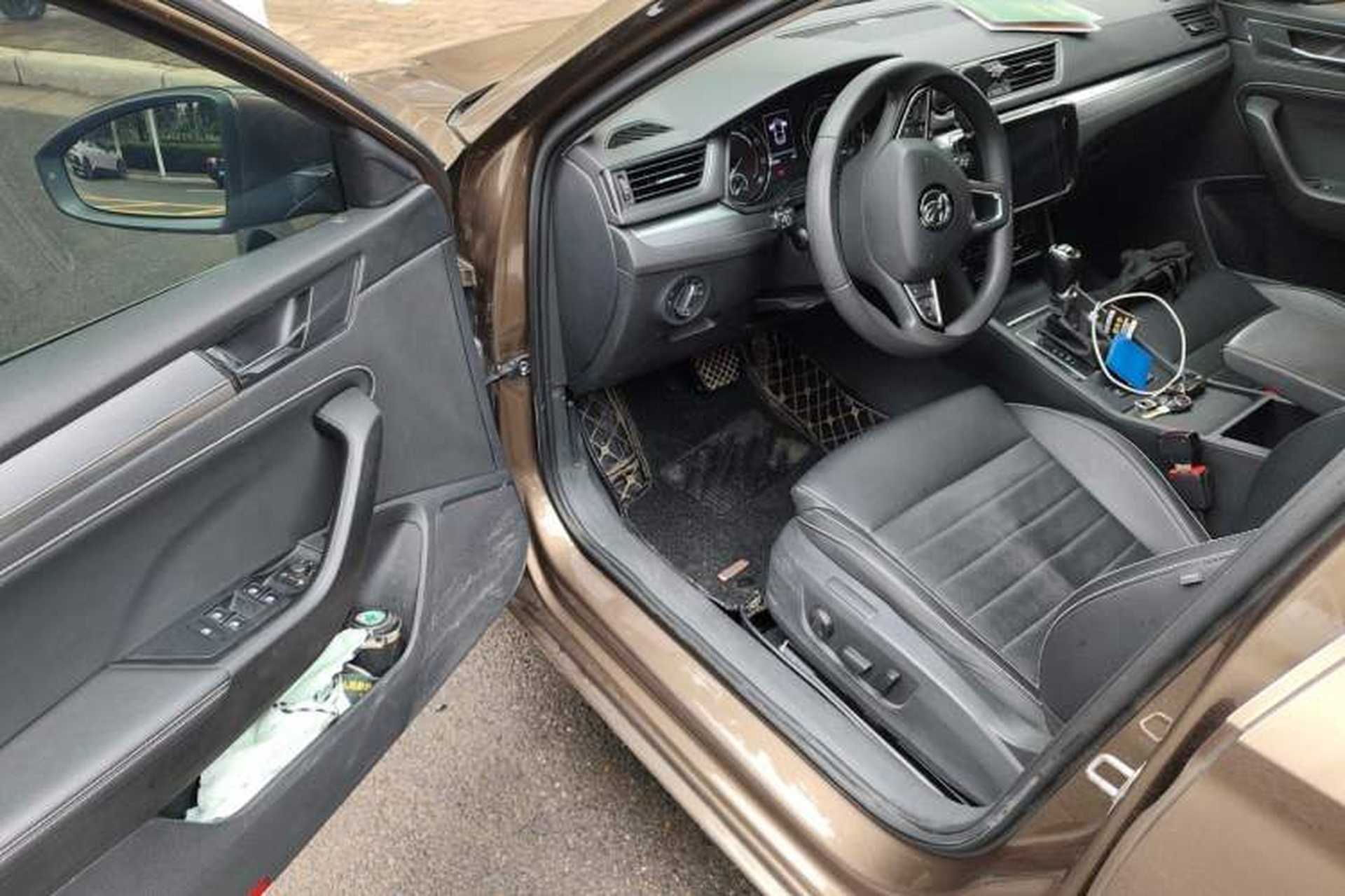 Used Skoda Superb 2019 Facelifted TSI280 DSG Comfort Edition Driver Seat