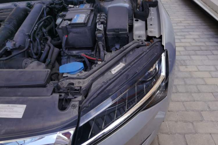 Used Skoda Superb 2019 Facelifted TSI280 DSG Comfort Edition Engine Bay Left