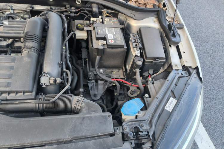 Used Skoda Superb 2019 Facelifted TSI280 DSG Comfort Edition Engine Bay Left
